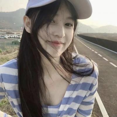 霓虹灯下的哨兵
